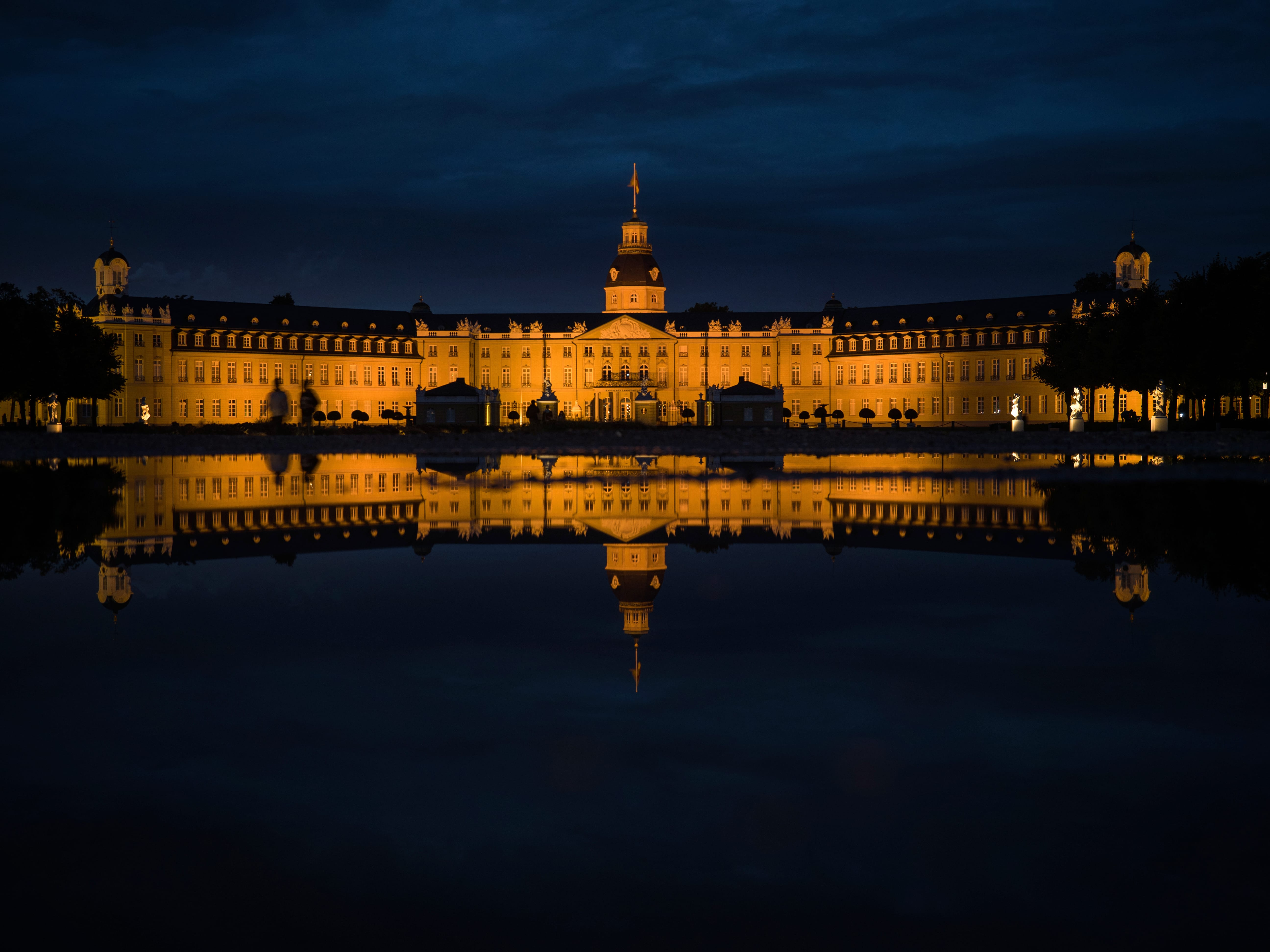 Karlsruhe Palace at night. 